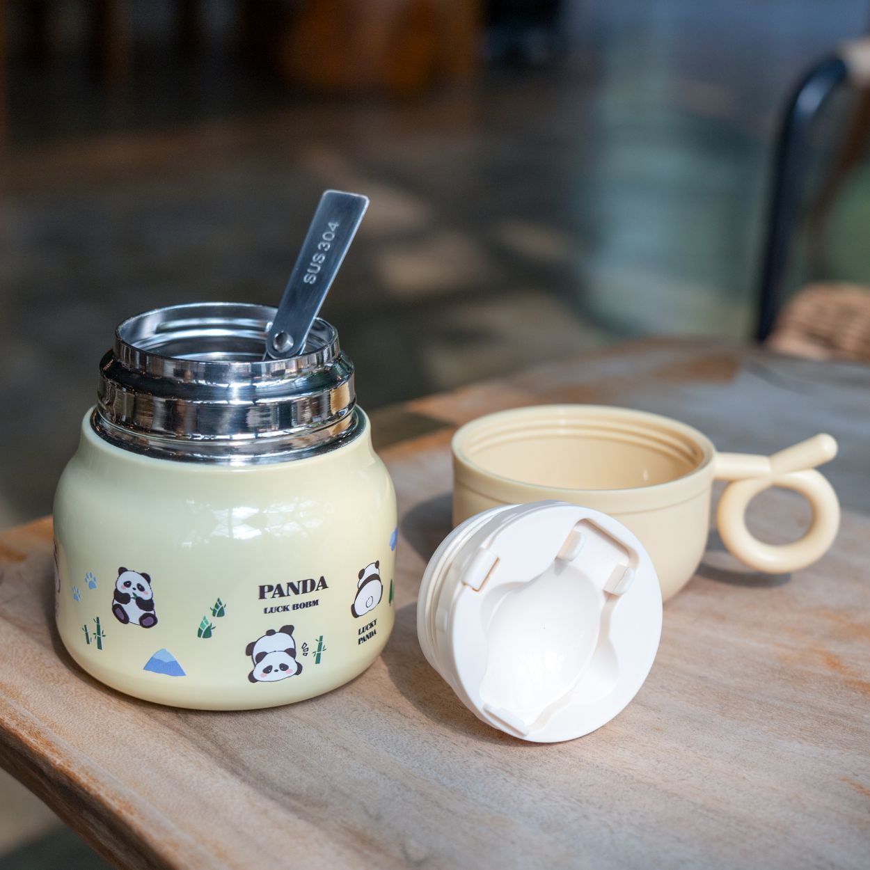 Nature-Inspired Panda Children's Thermos Cup M3