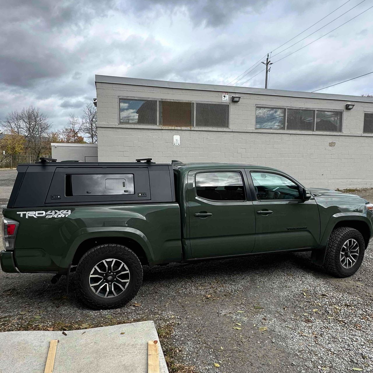 Toyota Tundra & Tacoma Truck Caps