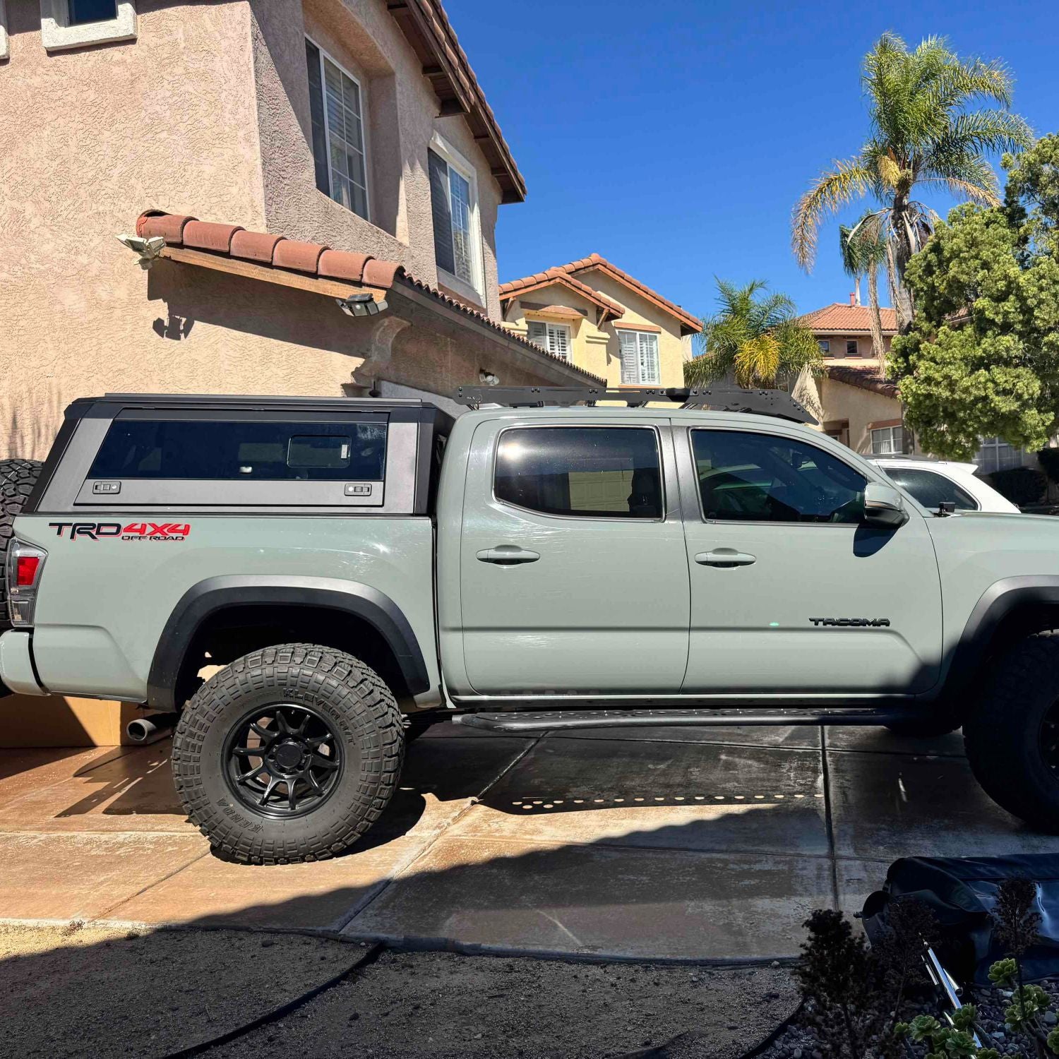 Toyota Tundra & Tacoma Truck Caps