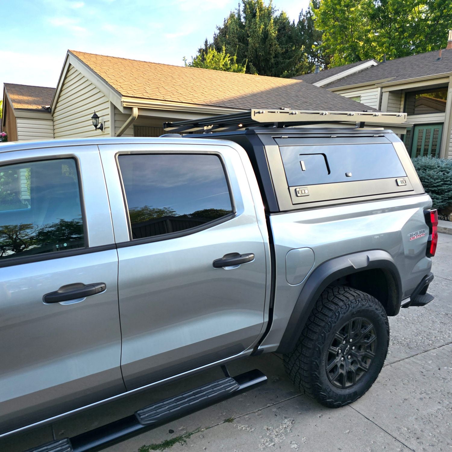 Chevrolet Colorado&Silverado Truck Caps