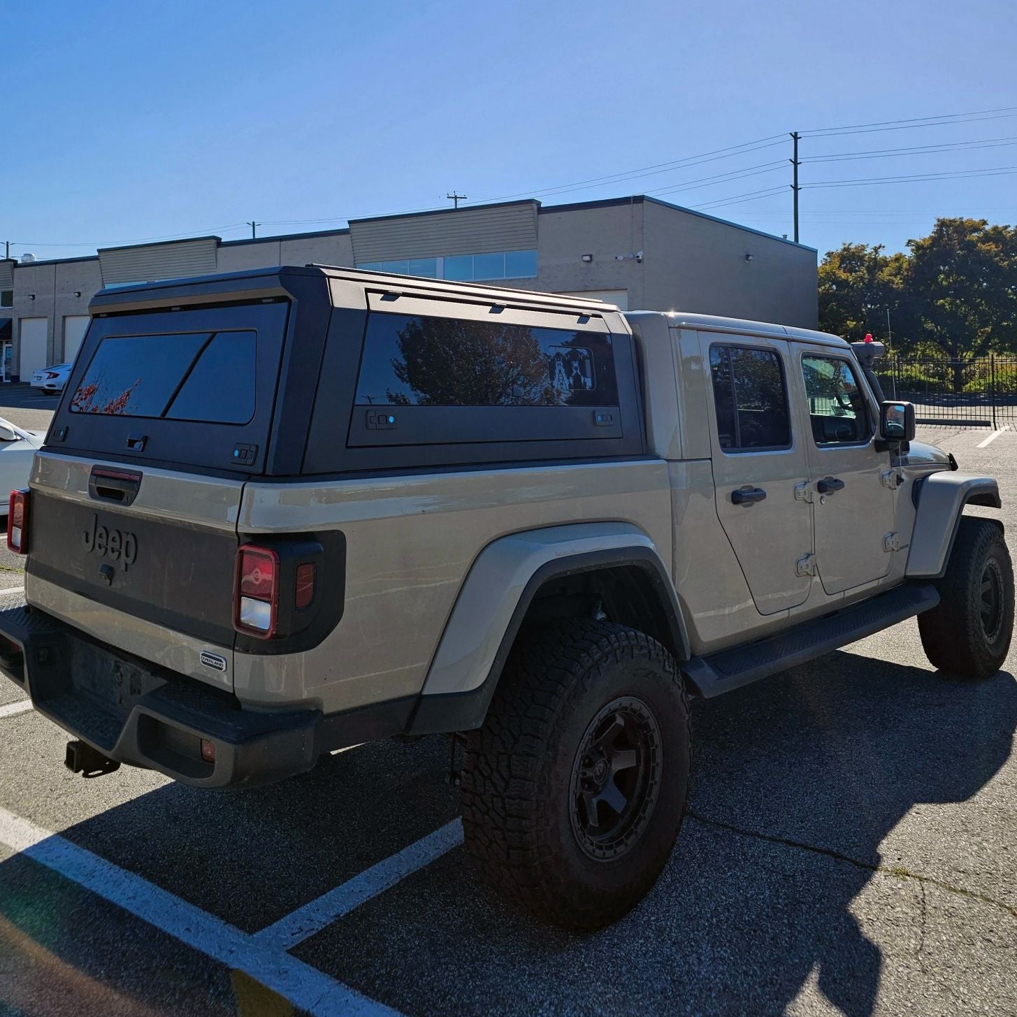 Jeep Gladiator Truck Caps