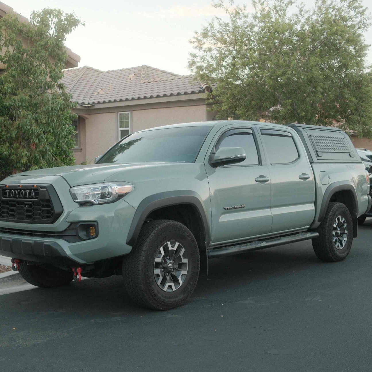 Toyota Tundra & Tacoma Truck Caps