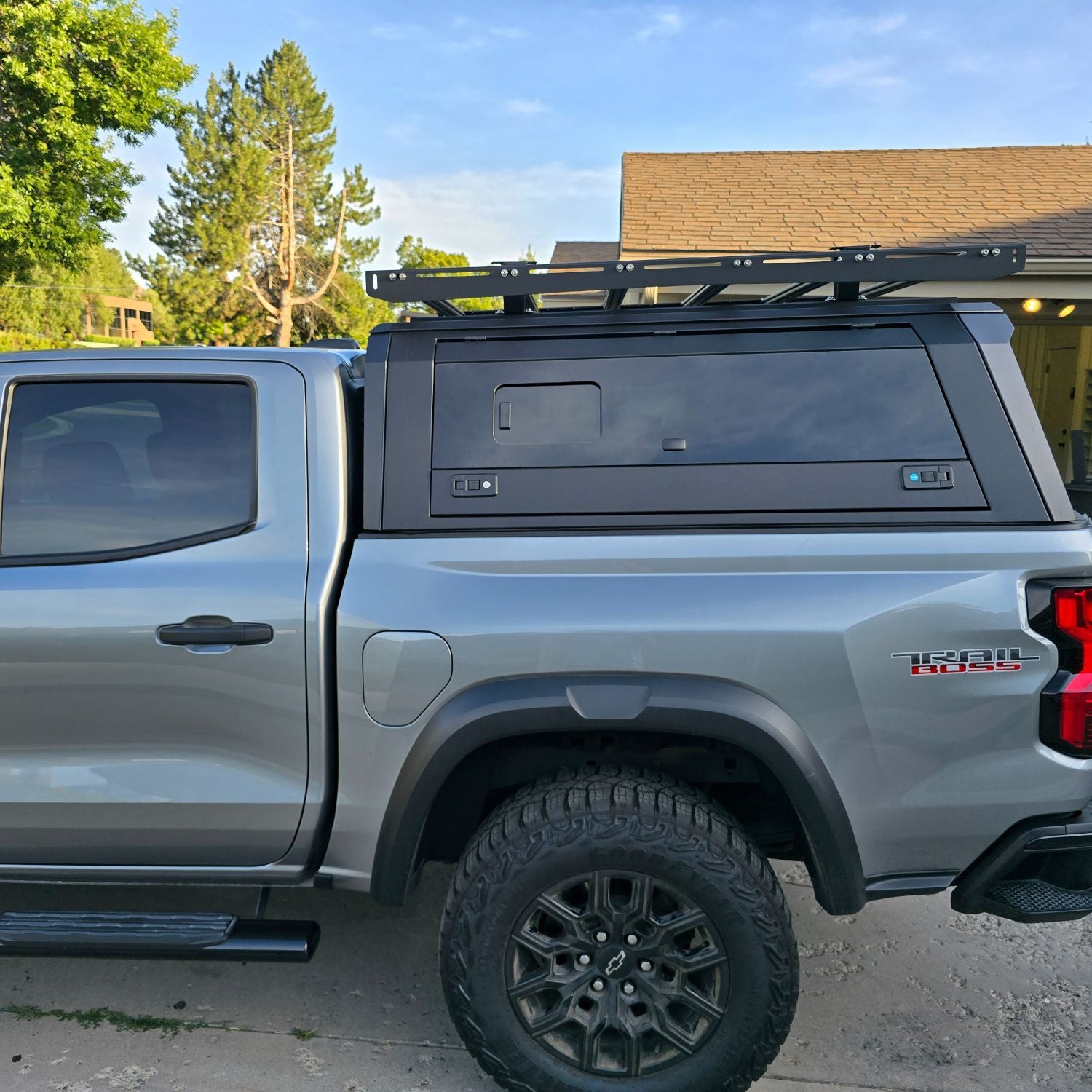 Chevrolet Colorado&Silverado Truck Caps
