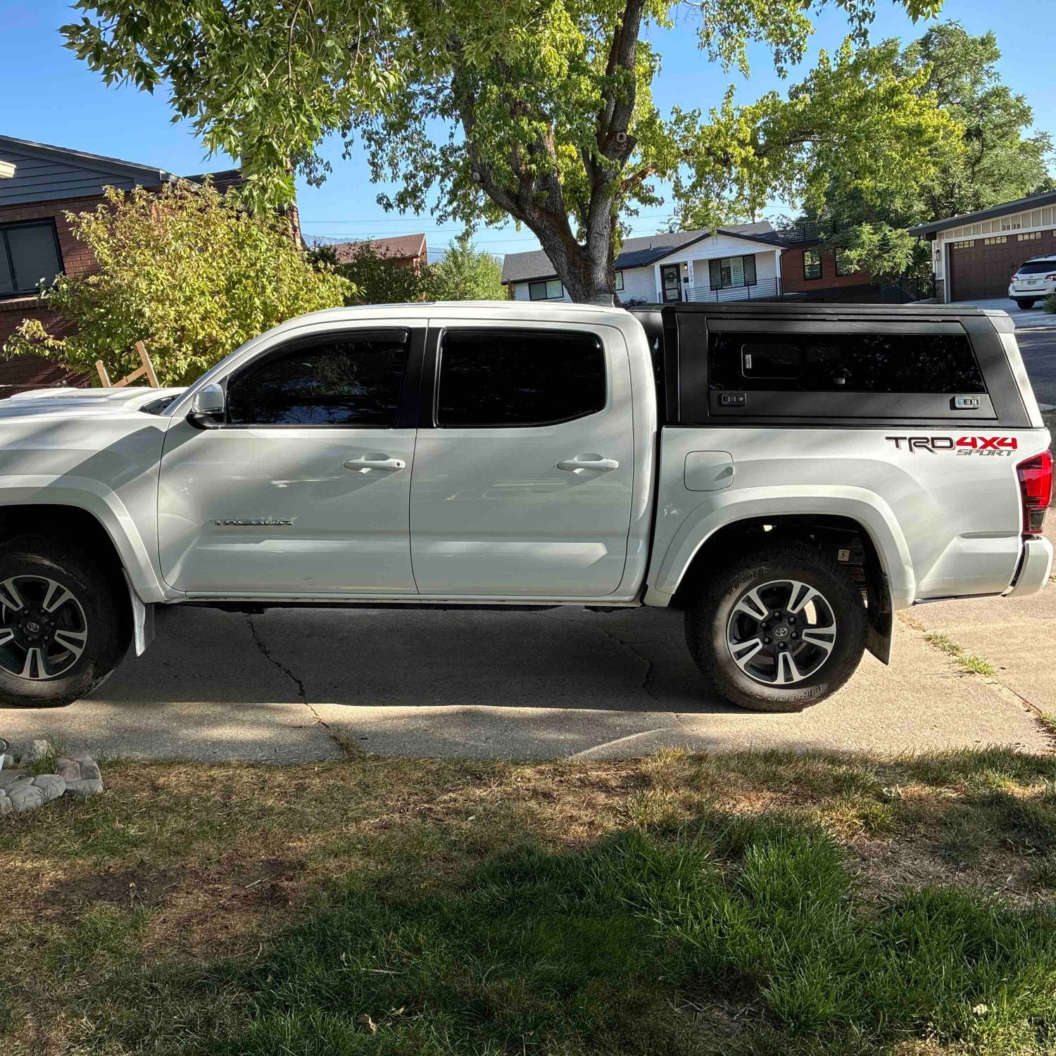Toyota Tundra & Tacoma Truck Caps